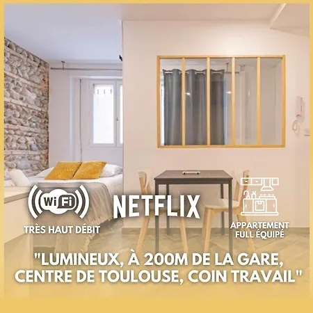 Grand Avec Espace De Travail *