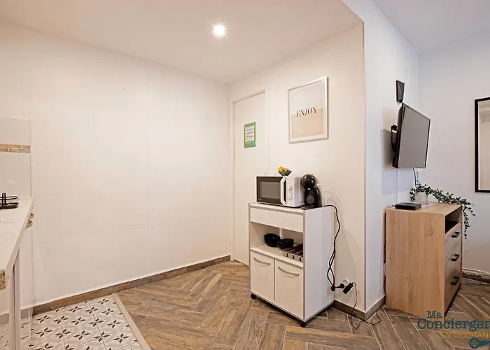 Appartement Grand Avec Espace De Travail *